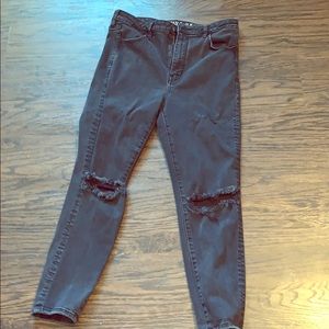 Black SHORT AE Jean w/ Distressing